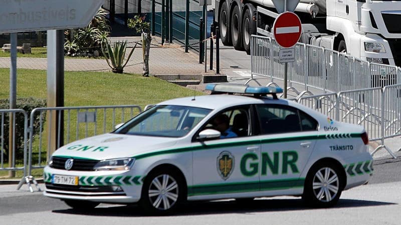Mother and Stepfather Placed in Pretrial Detention After Abandoning French Children in Portugal