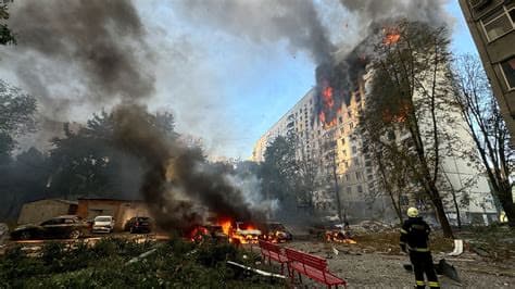 Russian Attacks Take Another Family: Kyiv Lays to Rest Liubava and Vira