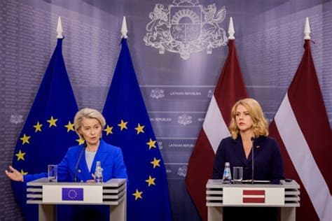 Polish Government Launches "Plan B" to Sidestep Presidential Veto of EU Defence Loans Bill Polish Government Launches "Plan B" to Sidestep Presidential Veto of EU Defence Loans Bill
