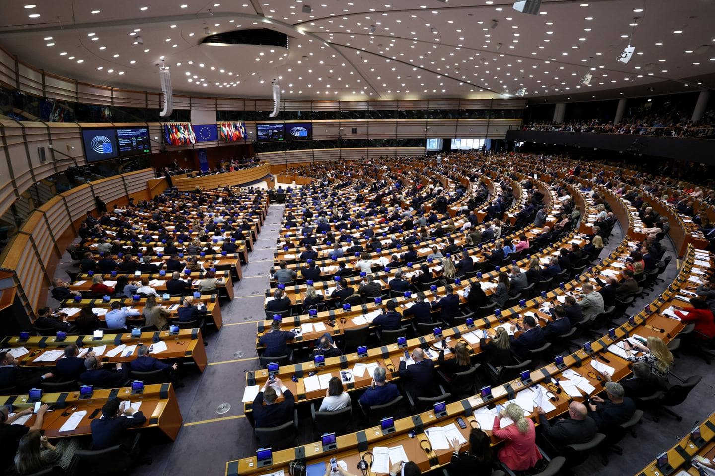 European Parliament Approves Return Hubs Outside the EU European Parliament Approves Return Hubs Outside the EU