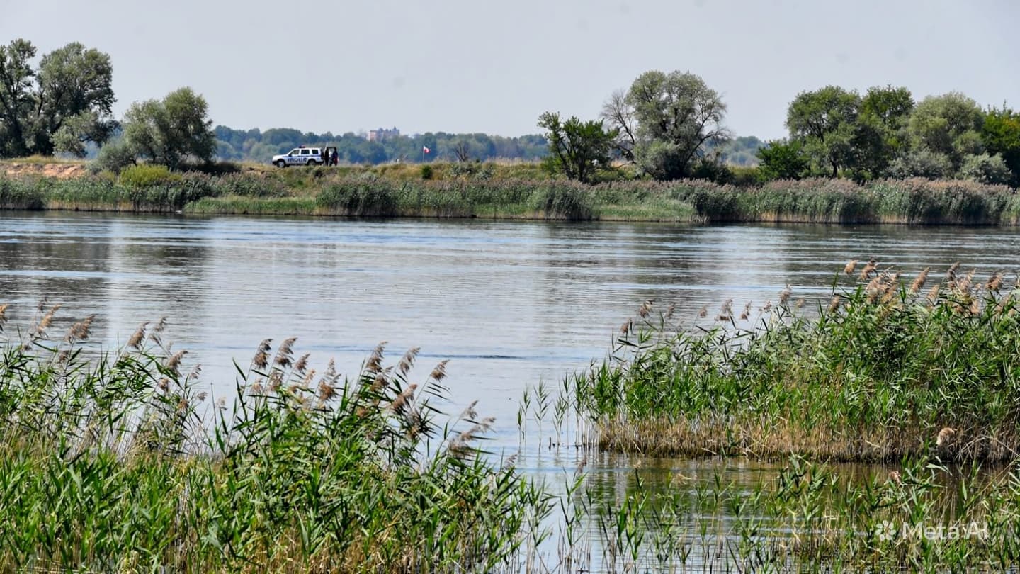 Criminal Inquiry in Ukraine: Homicide Case Opened After Body Found Floating in Dnieper River Criminal Inquiry in Ukraine: Homicide Case Opened After Body Found Floating in Dnieper River