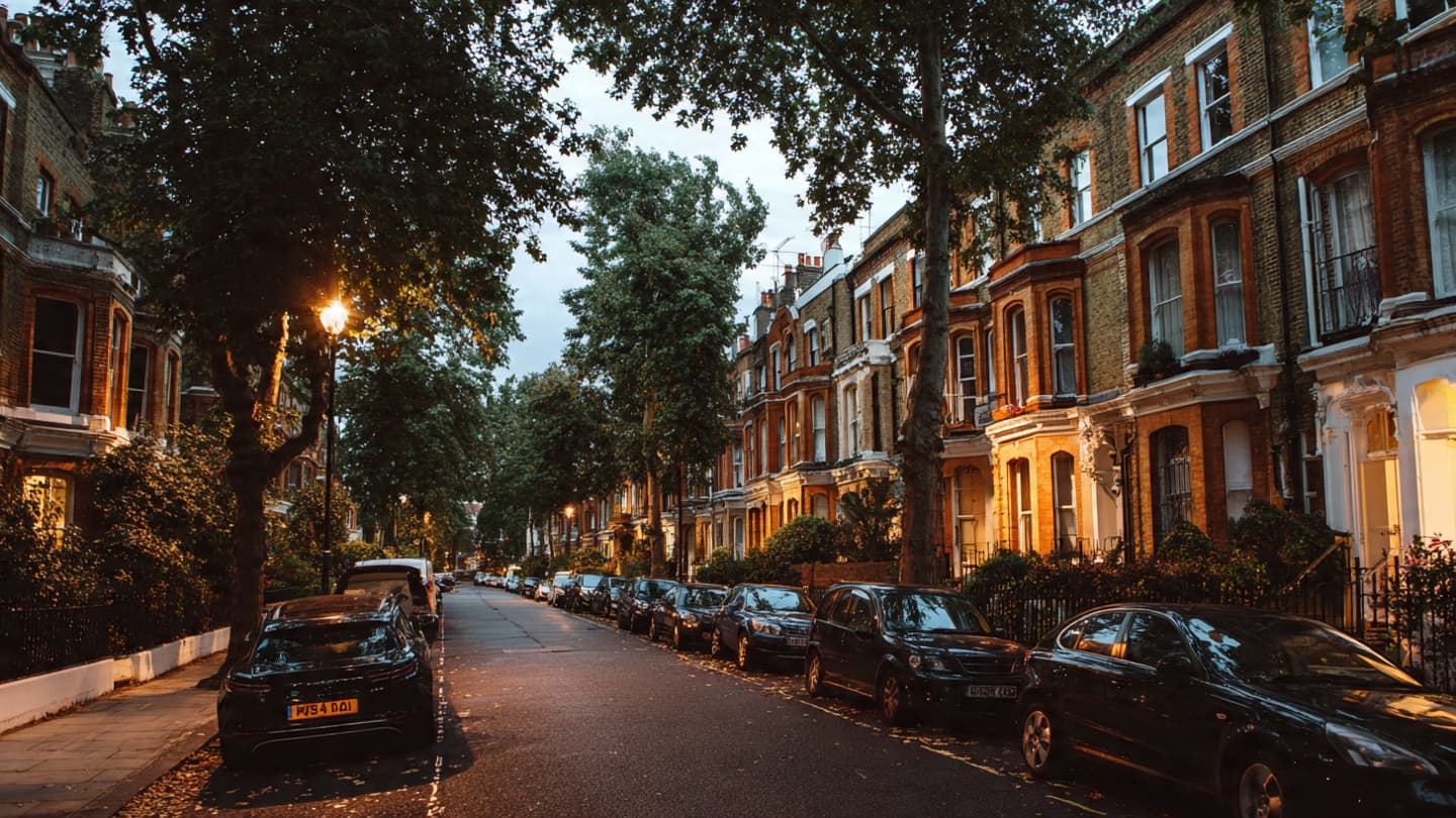 Beneath the Soft Light of Ordinary Days: The Unfolding of an Espionage Allegation in Britain