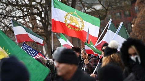 President Trump: 'We Sent Guns to the Iranian Protesters' President Trump: 'We Sent Guns to the Iranian Protesters'